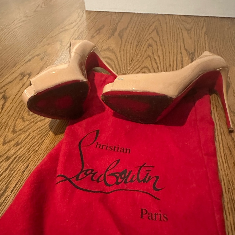 Christian Louboutin Nude Peep Toe Pumps - Picture 3 of 12